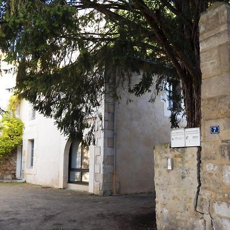Le Celeste: Hypercentre, Quiet And Parking Poitiers Bagian luar foto